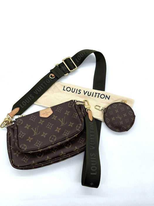 LOUIS VUITTON Multi Pochette Monogram Crossbody Bag. RANK A