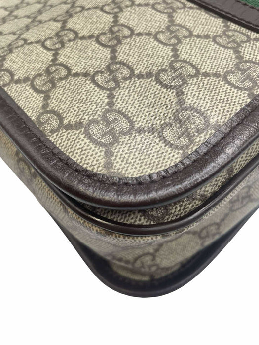 GUCCI GG Supreme Messenger Bag  RANK A
