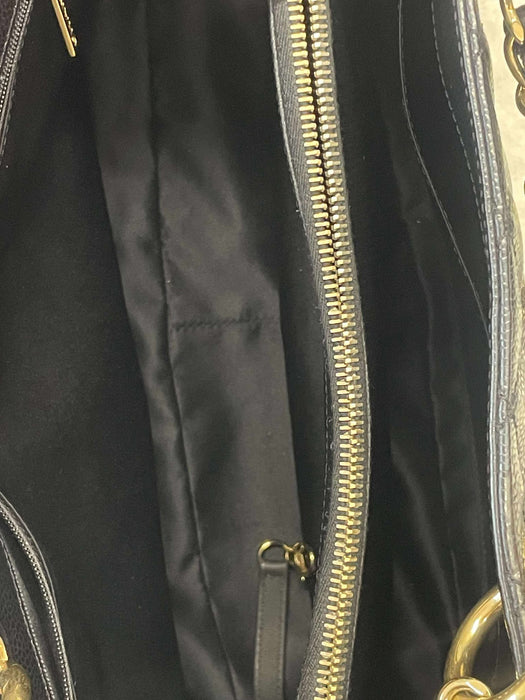 CHANEL GST Caviar Black Shoulder Bag　AB＋