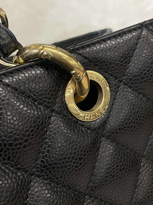 CHANEL GST Caviar Black Shoulder Bag　AB＋