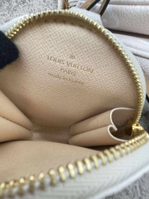 LOUIS VUITTON Multi Pochette Gradient Pink Giant Monogram Bag. RANK A