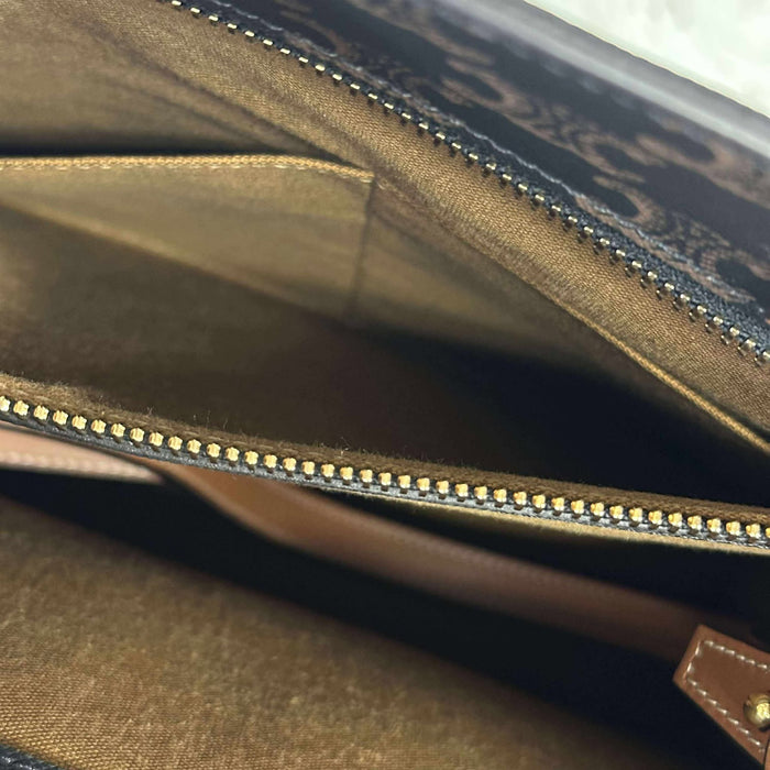 CELINE Vertical Triomphe 2way Bag  RANK A