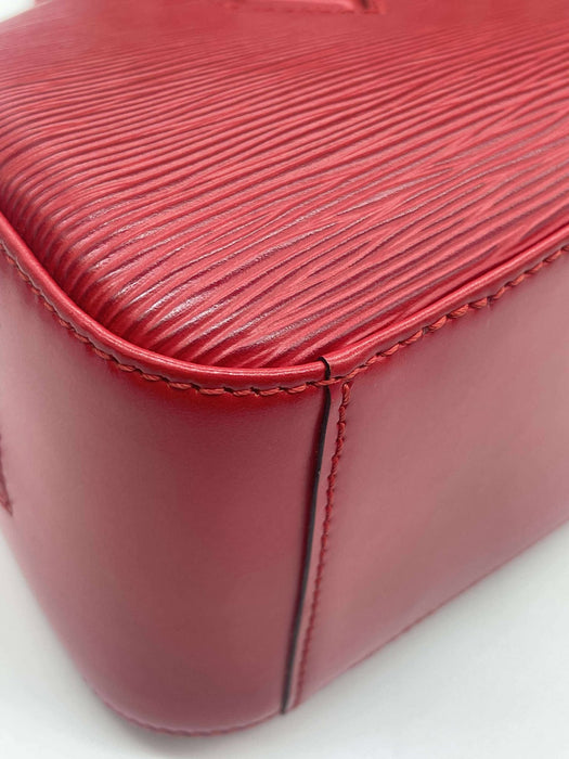LOUIS VUITTON Jasmine Red Epi Handbag. RANK A