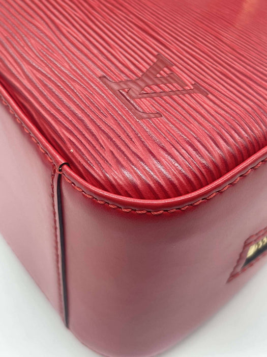 LOUIS VUITTON Jasmine Red Epi Handbag. RANK A