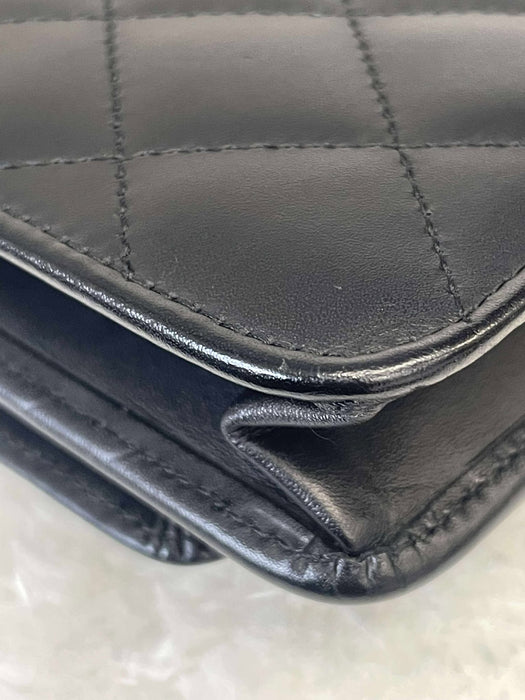 CHANEL Cambon Line Black Wallet on Chain　RANK A