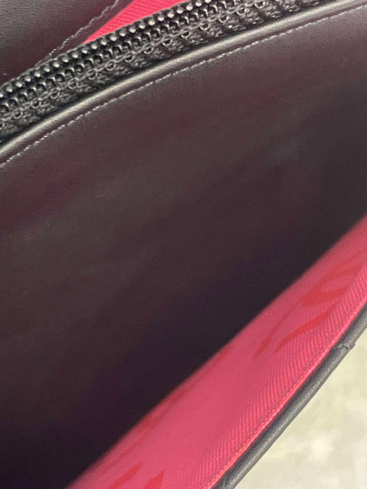 CHANEL Cambon Line Black Wallet on Chain　RANK A