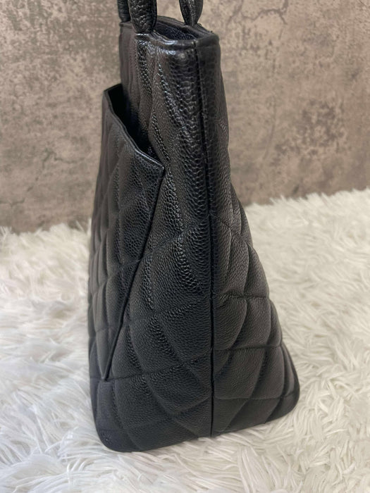 CHANEL (シャネル) トートバッグ メダリオン ブラック（ランクAB+）