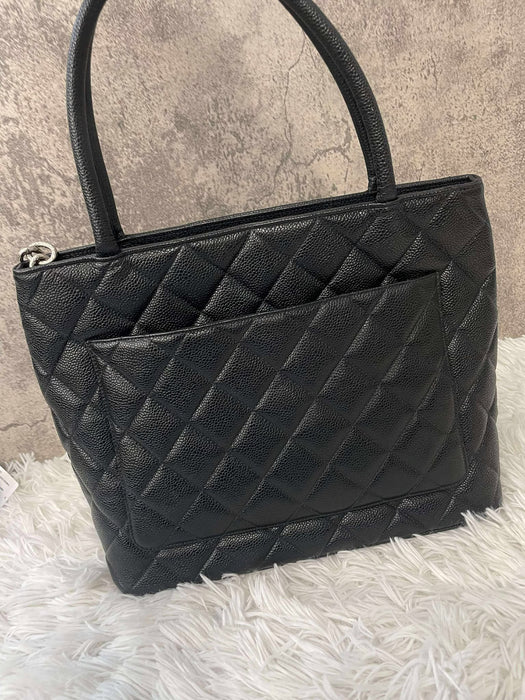 CHANEL (シャネル) トートバッグ メダリオン ブラック（ランクAB+）