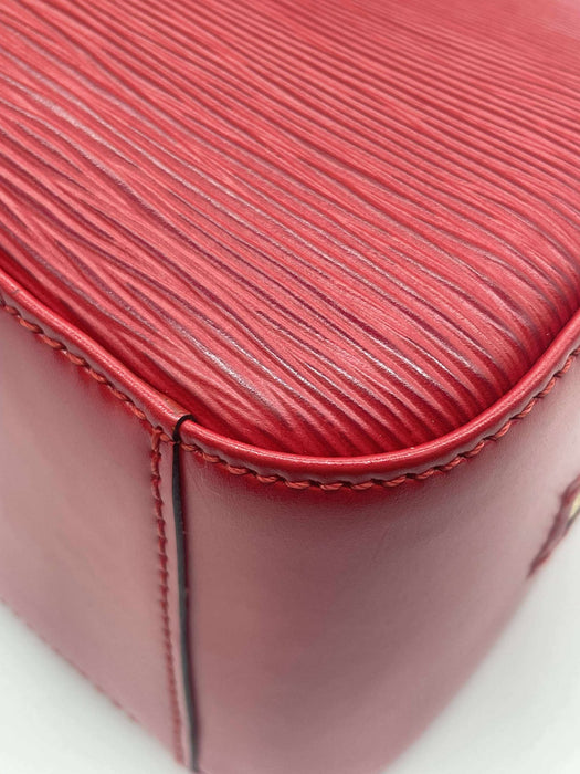 LOUIS VUITTON Jasmine Red Epi Handbag. RANK A
