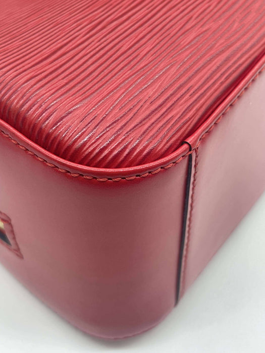 LOUIS VUITTON Jasmine Red Epi Handbag. RANK A