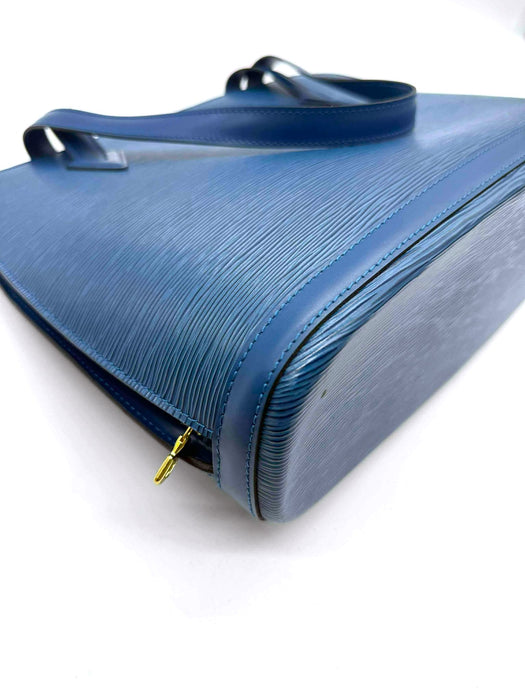LOUIS VUITTON (ルイヴィトン) ショルダーバッグ エピ ルサック ブルー（ランクAB+）