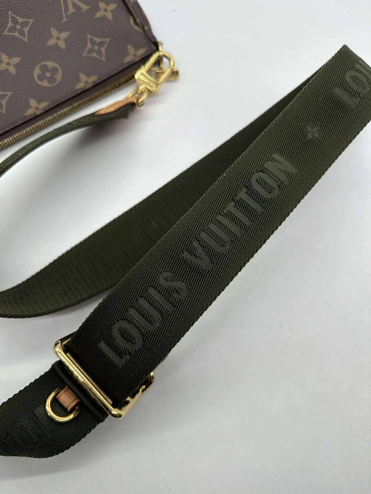 LOUIS VUITTON Multi Pochette Monogram Crossbody Bag. RANK A