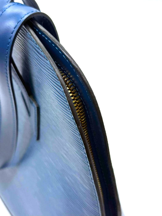 LOUIS VUITTON (ルイヴィトン) ショルダーバッグ エピ ルサック ブルー（ランクAB+）