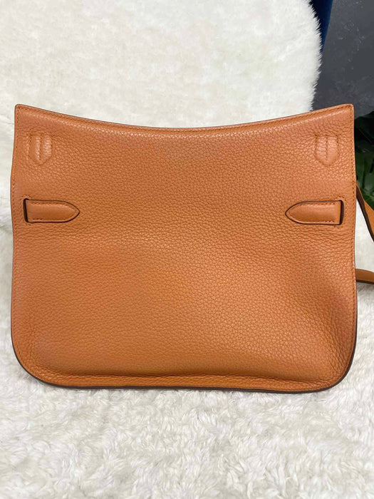 HERMES Jypsiere Orange Taurillon 28 Shoulder Bag. RANK AB+
