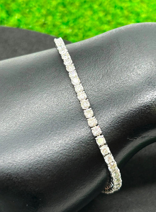NBJ Tennis Box Type Diamond Bracelet
