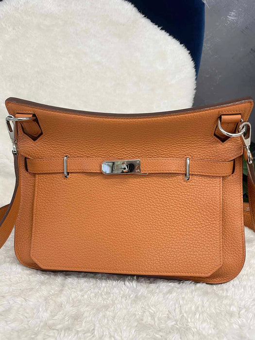 HERMES Jypsiere Orange Taurillon 28 Shoulder Bag. RANK AB+