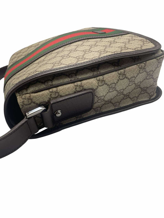 GUCCI GG Supreme Messenger Bag  RANK A