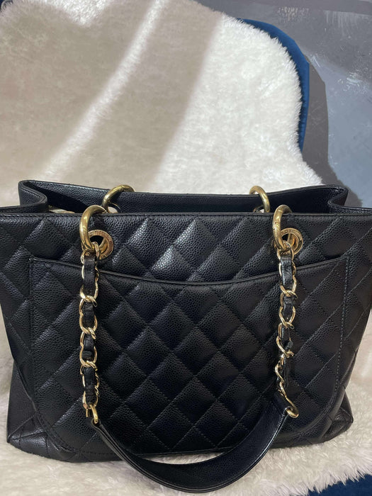 CHANEL GST Caviar Black Shoulder Bag　AB＋