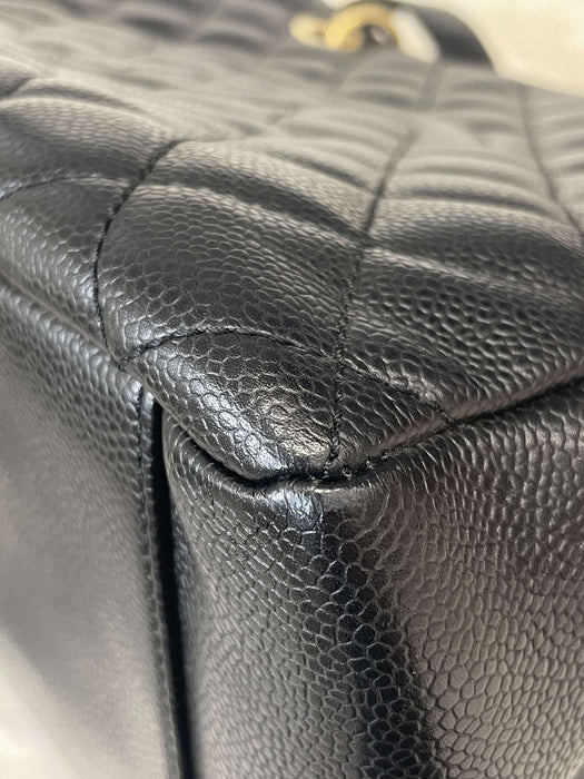 CHANEL GST Caviar Black Shoulder Bag　AB＋